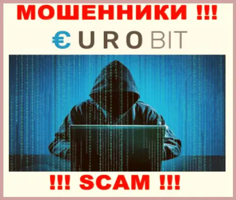 Информации о лицах, которые управляют ЕвроБит в internet сети найти не удалось